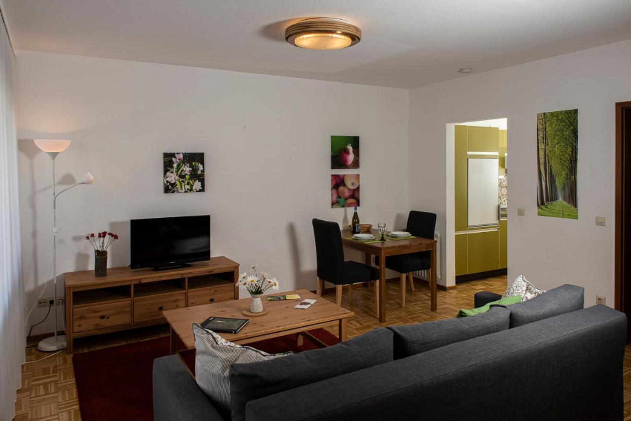 Gaestehaus Tannenhof Bad Bergzabern Bagian luar foto